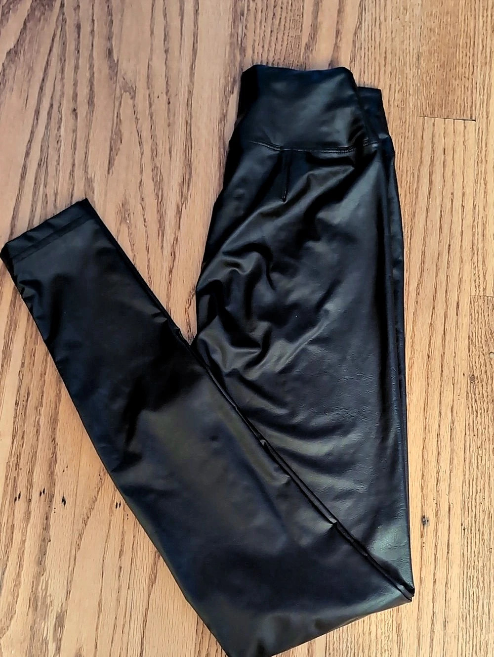 Faux Leather Leggings in Black Like New